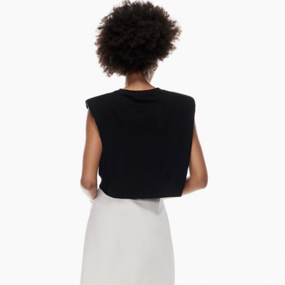 ✨ARITZIA BABATON✨Shoulder Pad Cropped T-Shirt - Picture 3 of 4